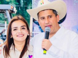 Carlos Manzo fue asesinado el pasado 1 de noviembre en la plaza central de Uruapan, durante la inauguración de la Fiesta de las Velas. FACEBOOK / GRECIA QUIROZ