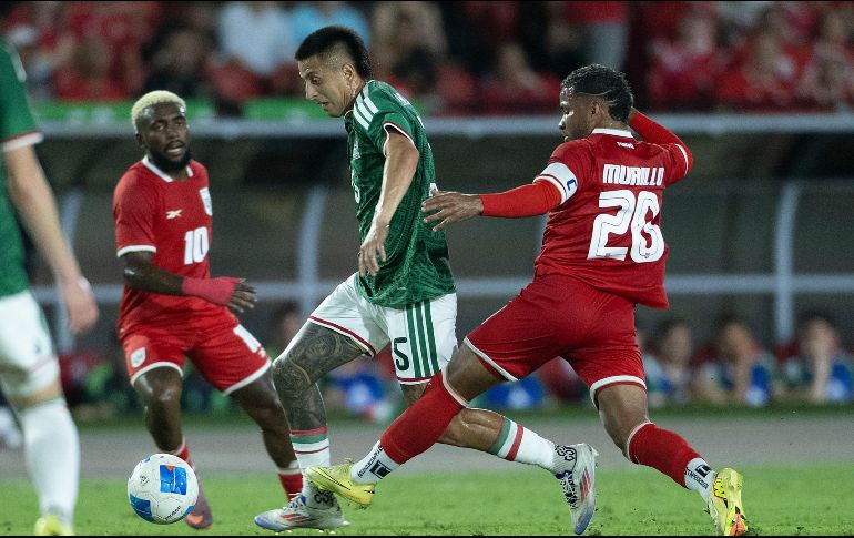 En el ataque, Roberto Alvarado cumplió durante los minutos que estuvo en el terreno de juego, aportando orden y seguridad en la circulación del balón, aunque sin incidencia directa en el marcador. IMAGO7