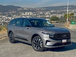 Más larga, más estilizada y con una presencia madura: la Edge 2026 deja atrás la redondez para apostar por un diseño más refinado. CORTESÍA