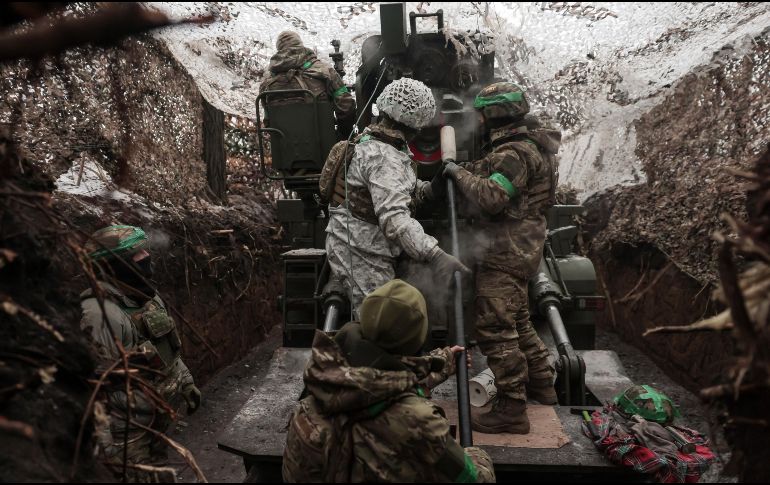 El Ministerio de Defensa ruso informó sobre ataques con misiles de alta precisión y largo alcance, además de drones de asalto contra talleres de fabricación de aparatos no tripulados. EFE