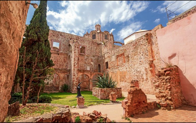 Museo Rafael Coronel. Instalado en el antiguo Convento de San Francisco, resguarda una de las colecciones de máscaras mexicanas más grandes y emblemáticas del mundo. CORTESíA