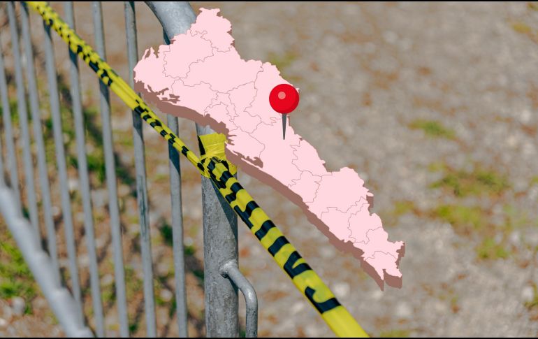 Un elemento de seguridad resultó herido, cuatro civiles detenidos y un hombre y dos menores lesionados al ser chocados por alcance en la persecución. ESPECIAL / CANVA