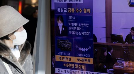 Imágenes de la transmisión en directo de la  exprimera dama de Corea del Sur. EFE / EPA / JEON HEON-KYUN