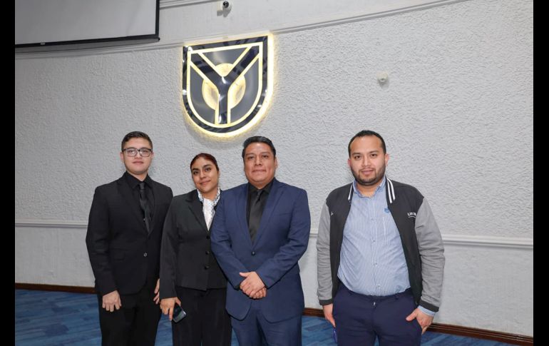 Néstor Orellana, Irma Salinas, Abdiel Ortiz y Ulises Mascot. GENTE BIEN JALISCO /  Lanzamiento de maestrías híbridas de UNIVA.