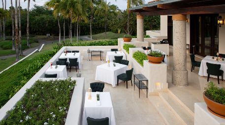 Carolina es un restaurante de lujo estacional mexicano contemporáneo, ubicado dentro The St. Regis Punta Mita Resort. GENTE BIEN JALISCO / Revista del 30 de enero 2026