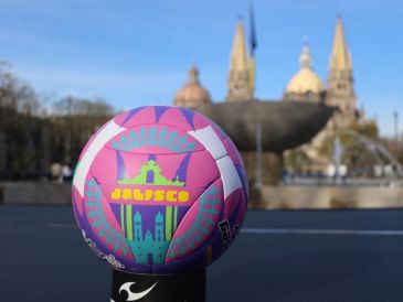 La Copa Jalisco fue presentada con formato renovado y el incentivo de llevar a sus campeones a partidos del Mundial, reforzando su papel como el torneo amateur de futbol más grande del país. X/ @comudegdl.