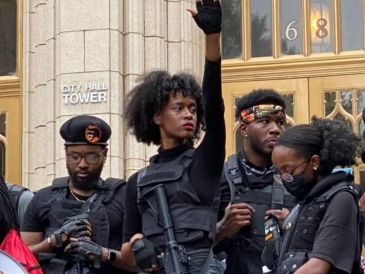 Con el resurgimiento del partido, la aprobación de Donald Trump disminuye conforme crecen las movilizaciones.  ESPECIAL