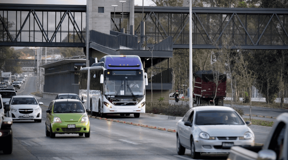 De acuerdo con las autoridades, desde su puesta en marcha y hasta la fecha, el peribús ha ofrecido más de 411 millones de viajes. ESPECIAL/Gobierno de Jalisco