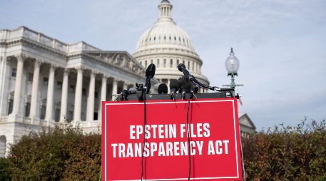 El Departamento de Justicia cumplió la ley al divulgar masivamente archivos del caso Epstein. EFE/ARCHIVO
