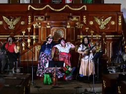 Por su parte, la legisladora morenista precisó que el Congreso local es la 