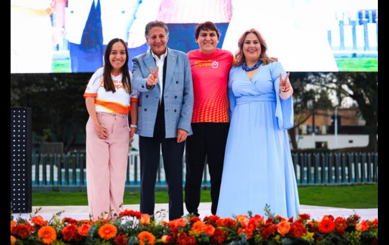 Este viernes, en el Parque de las Niñas y los Niños, fueron reconocidas y reconocidos “Las Estrellas de Zapopan” atletas de alto rendimiento que han puesto en alto el nombre de Zapopan a nivel nacional e internacional. EL INFORMADOR / J. Acosta