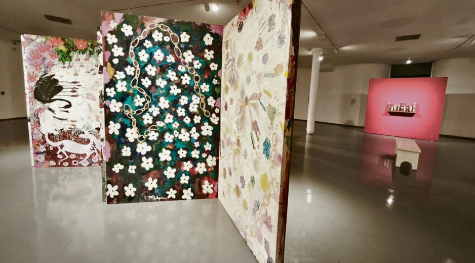 Guadalajara se transforma en un gran circuito cultural con arte en museos, calles y plazas, en una edición gratuita que reúne a más de 50 artistas. En la imagen, piezas de “Venganza en flor”, instaladas en el MURA. ESPECIAL