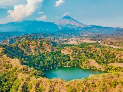 Parque Nacional Volcán Nevado de Colima, que alberga el Complejo Volcánico de Colima, compuesto por el Volcán de Fuego y el Nevado de Colima. ESPECIAL