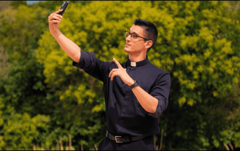 La renuncia ha causado un fuerte impacto en 'Fraternità', la asociación juvenil fundada por Ravagnani que se había convertido en un referente de la pastoral moderna en Italia. ESPECIAL/ INSTAGRAM/ donalberto_rava