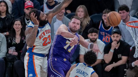 El traspaso conmocionó a todos, desde las leyendas Magic Johnson o Dirk Nowitzki, hasta jugadores actuales como Joel Embiid y Tyrese Halliburton. EFE / ARCHIVO