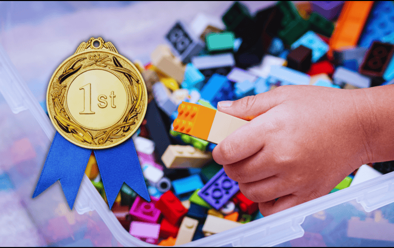 Los expertos recomiendan asignar tareas según la edad y capacidades del niño, comenzando desde pequeños con actividades simples, como recoger juguetes. ESPECIAL / CANVA