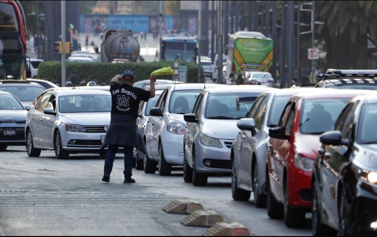 El programa Hoy No Circula se aplica de las 5:00 a las 22:00 horas en todas las alcaldías de la Ciudad de México y en tres zonas conurbadas del Estado de México. SUN/F. Rojas