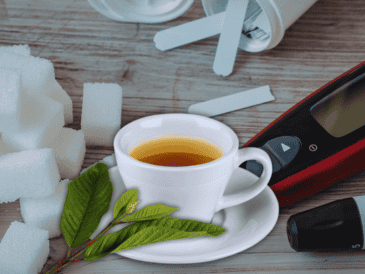 Lo más importante en consultar a un médico ante cualquier enfermedad y asesorarse sobre el consumo de cualquier té. ESPECIAL / CANVA