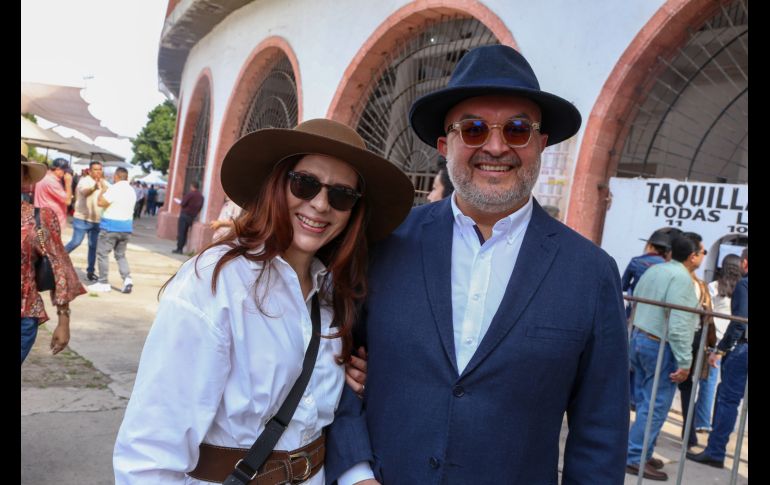 Edith Vallejo y Diego Rodríguez. GENTE BIEN JALISCO / C. JIMENO