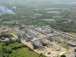 Este año, Pemex destinará 427 mil millones de pesos a inversión productiva. EFE/Archivo