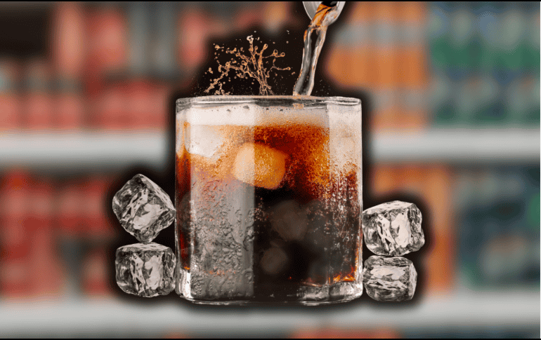 En México es común que las personas beban refresco de cola todos los días, sin detenerse demasiado en reflexionar en el daño. ESPECIAL/Unplash