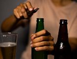 Beber alcohol cada sábado, sobre todo en exceso, impacta la salud; moderar cantidad y frecuencia importa. ESPECIAL