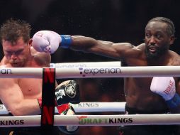 Álvarez reconoció que en esta ocasión su preparación no estuvo a la altura de las exigencias del combate. EFE/ ARCHIVO.