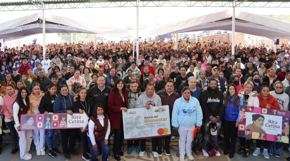 En este ciclo el programa fue ampliado para incluir también a alumnas y alumnos de primaria pública. FACEBOOK/Julio León