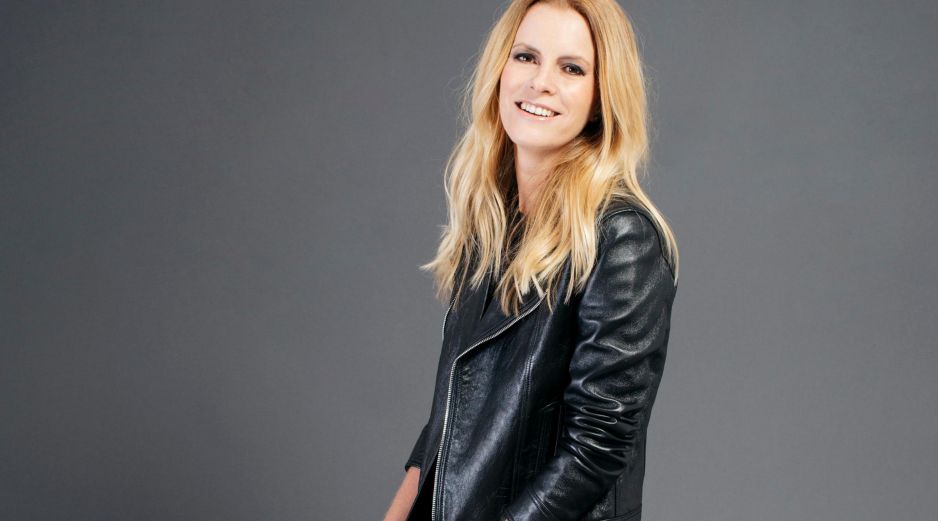 Karina Velasco promociona su libro 