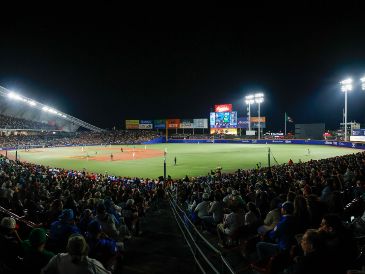El estadio Panamericano estuvo lleno en la noche de consagración de los Charros. CORTESÍA/Charros de Jalisco