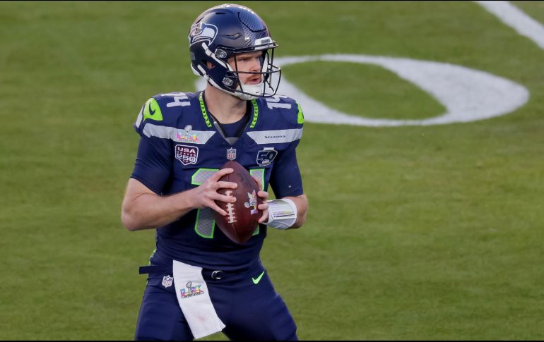 Sam Darnold, el quarterback de los Seahawks, logró liderar a su equipo a la victoria. EFE