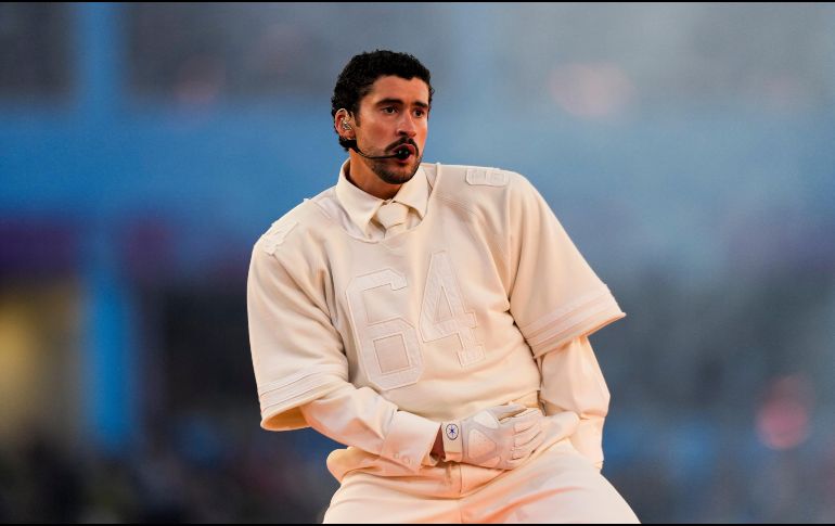 La FCC analiza denuncias por presuntas faltas a la moral en el espectáculo de Bad Bunny transmitido en televisión abierta. AP/ARCHIVO