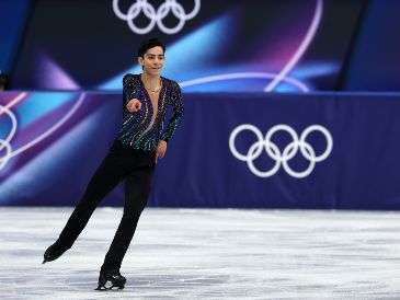 Donoval Carrillo, originario de Zapopan, Jalisco, y uno de los deportistas más emblemáticos del país en el hielo, ha vuelto a encender la ilusión de los aficionados mexicanos en esta edición de los Juegos Olímpicos. EFE / W. Hao