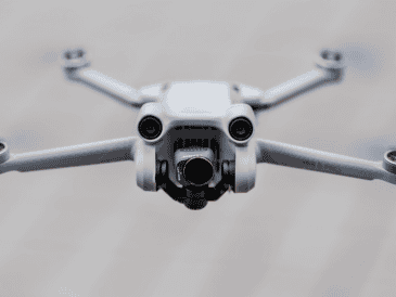 En 2021 el gobierno mexicano comenzó a informar públicamente del uso de drones con explosivos para atacar a las fuerzas de seguridad. Imagen ilustrativa. ESPECIAL/Canva