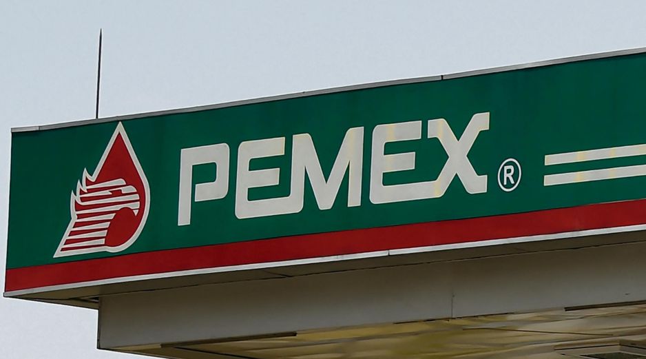 La empresa estatal reportó un aumento anual de 177 mil barriles diarios en la producción de destilados. AFP/ARCHIVO