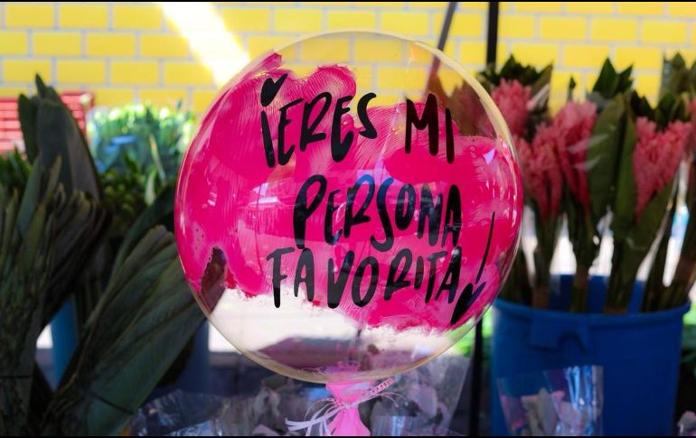 El costo más elevado que en otros días no impidió que se presentaran varios compradores en el Mercado de las Flores. EL INFORMADOR / A. Navarro