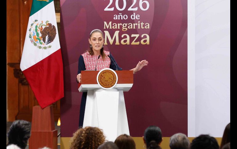 La Presidenta de México, Claudia Sheinbaum, anunció los incentivos para la industria cinematográfica y audiovisual en el salón Tesorería de Palacio Nacional. SUN/ D. Simón