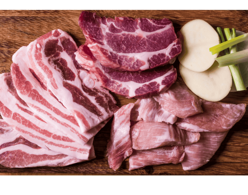 De acuerdo con la tradición católica, está prohibido consumir carne de res, cerdo, pollo, borrego y cualquier otro tipo de carne proveniente de animales terrestres. CANVA&nbsp;