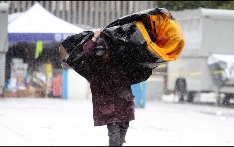 Para este lunes se preveían lluvias puntuales fuertes, con acumulaciones de entre 25 y 50 milímetros. EFE