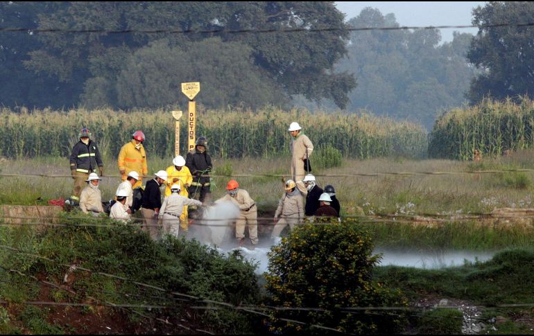 Sobre a las tomas clandestinas en ductos de refinados como gasolina y diésel Puebla se situó en el noveno lugar. EFE/ARCHIVO