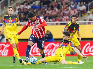 Mientras Guadalajara ha cumplido con el requisito sin sobresaltos, América se mantiene en el fondo de la clasificación. IMAGO7.