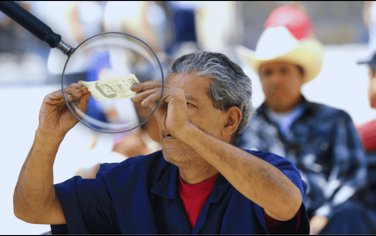 Actualmente, cada año el banco central imparte capacitaciones en temas relacionados con la falsificación de moneda. ESPECIAL / CANVA