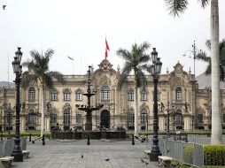 El Congreso de Perú escogerá este miércoles en un pleno extraordinario, que se celebrará a partir de las 18:00 hora local, al nuevo presidente interino del país andino después de que este martes haya destituido al derechista José Jerí, a menos de dos meses de las elecciones generales. EFE/ P. Aguilar