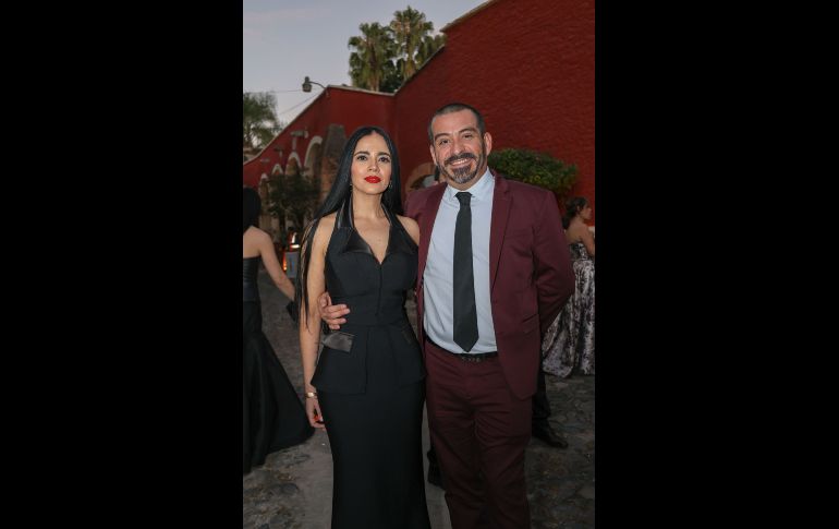 Marisa Espinoza y Miguel García. GENTE BIEN JALISCO / Boda de Paola Aldana Robles y Oscar de Aguinaga Lozano