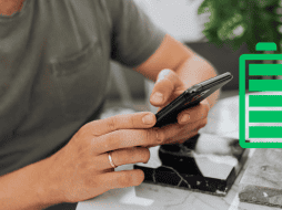 Este modelo de Samsung tiene funciones de Inteligencia aArtificial, como Circle to Search. CANVA