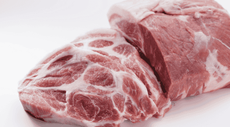 No solo la carne de res, también las exportaciones de carne de puerco y aves aumentaron significativamente. CANVA