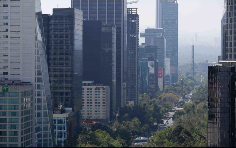 Para activar la fase 1 e contingencia ambiental es necesario que las mediciones de ozono u otros contaminantes lleguen a 150 puntos. SUN/D. Simón