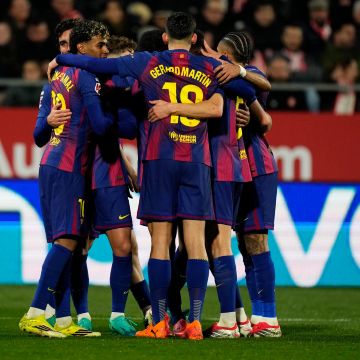 De ganar, el Barcelona llegaría a 61 unidades en 25 partidos y se colocaría en la cima de una liga donde la presión es cada vez mayor y permite menos errores. EFE / S. Wu