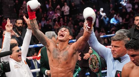 Ryan García cumplió los pronóstico y destronó a Mario 
