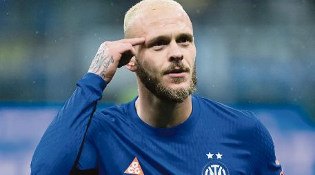 En un momento de máxima tensión para el Inter, es el carrilero izquierdo, Federico Dimarco, la principal pieza con la que cuenta el equipo. AFP
